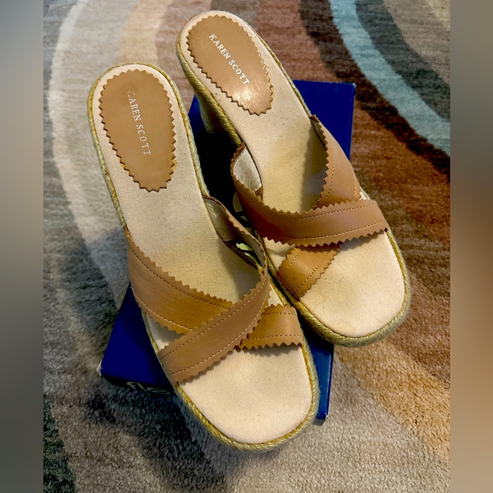 Karen Scott Tan Wedged Sandals, Sz 10